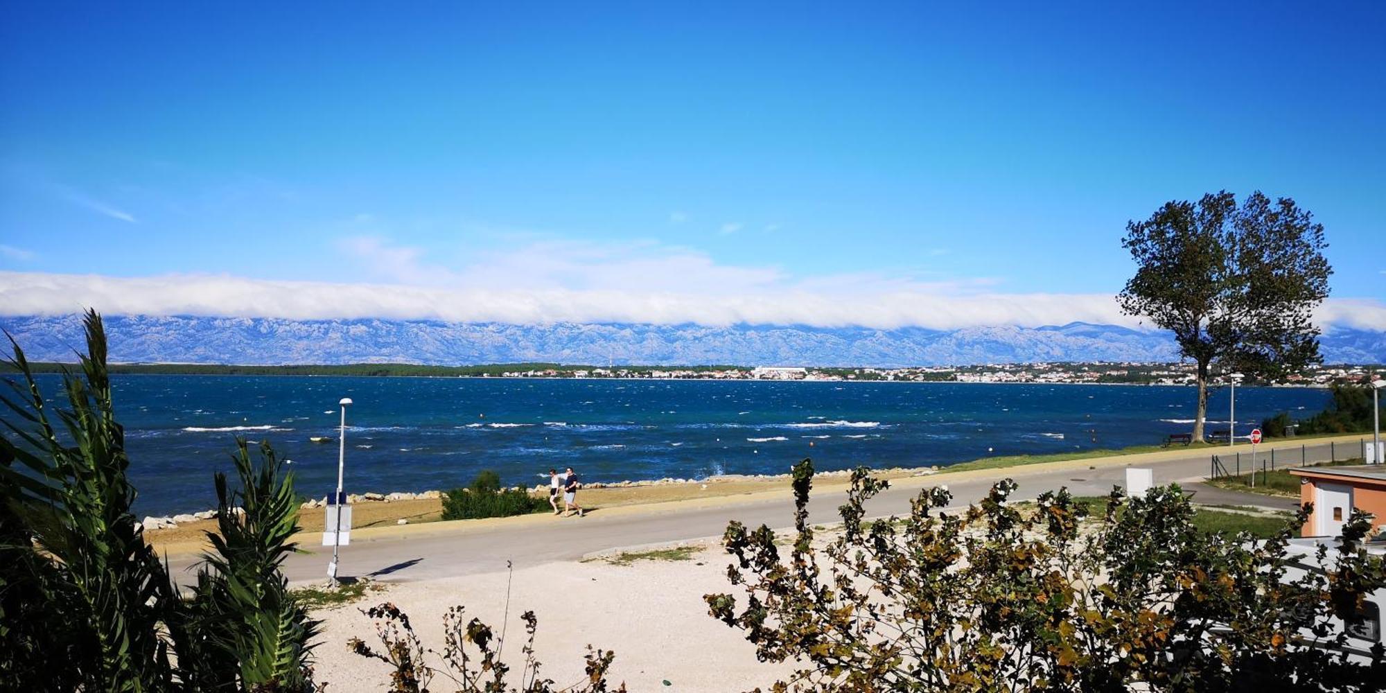 Aurora Apartments-Nin- 25M To The Beach Екстериор снимка